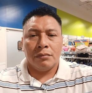 Meet your Posher, Elias